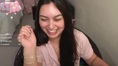 Tia online show from 05-15-26, 10:50