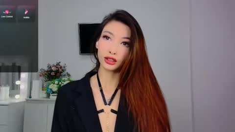 Snapshot of honey_yani chatting on 02-14-25, 11:20 yani online show from 02-14-25, 11:20