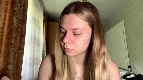 Klara online show from 05-29-26, 09:07