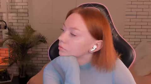 honeyautumn online show from 12-21-24, 12:20