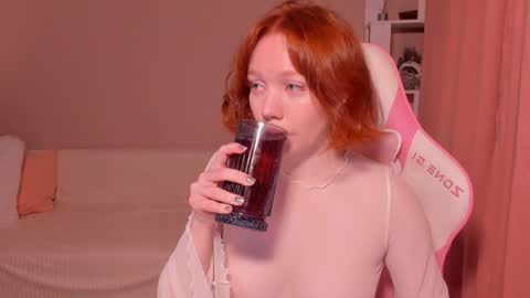 honeyautumn online show from 12-30-24, 12:11