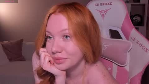 honeyautumn online show from 06-18-26, 02:43