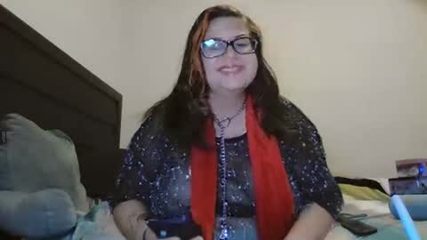 HoneyBear online show from 12-22-25, 05:21