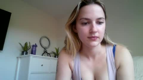 honeyblakex online show from 06-17-26, 04:26