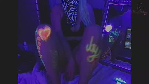 honeybuhnny online show from 04-13-26, 09:20