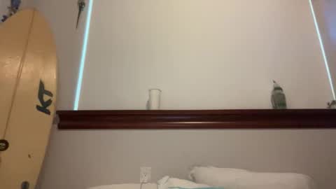 honeybun_z online show from 12-14-25, 06:34