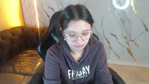 Snapshot of honeydoll_tf chatting on 06-19-26, 03:11 honeydoll_tf online show from 06-19-26, 03:11
