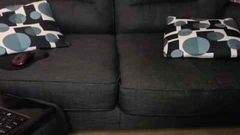 honeymaster290 online show from 10-17-25, 07:05