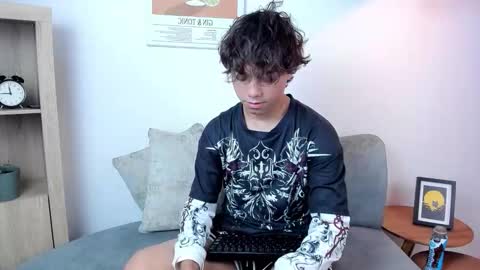 honeymoon_sariel online show from 02-06-26, 01:47