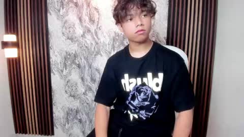 honeymoon_sariel online show from 04-17-26, 01:36