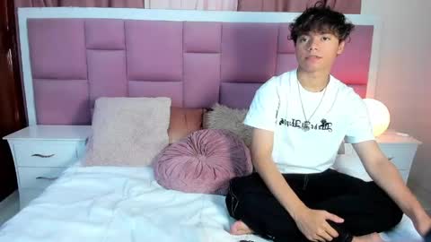 honeymoon_sariel online show from 05-10-26, 02:11