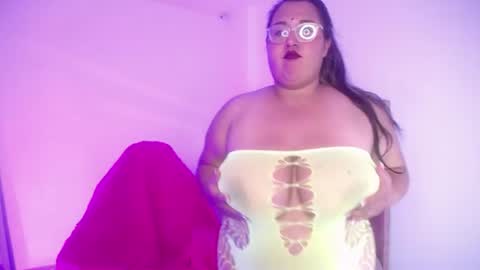 Honney online show from 06-24-26, 01:37