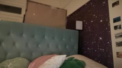 Emi Rose online show from 11-24-25, 07:08