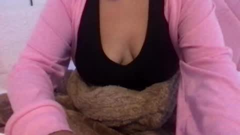 honeyyy89 online show from 05-06-26, 04:45