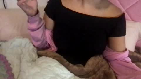 honeyyy89 online show from 06-28-26, 03:45