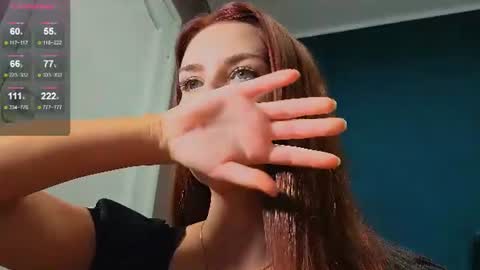 Snapshot of honeyyy_bunny chatting on 06-20-26, 08:44 the perfectgirl online show from 06-20-26, 08:44