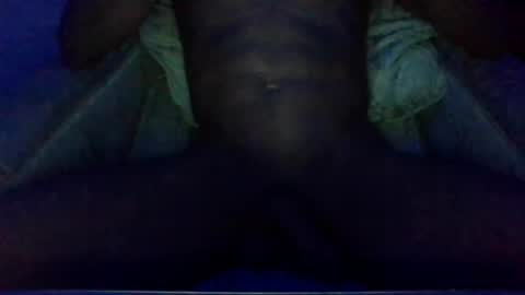 Snapshot of hoodlatelatenightshow chatting on 03-08-25, 10:43 blackhoodcouple online show from 03-08-25, 10:43