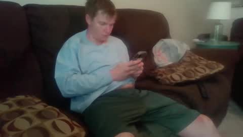 hookedonphonics105 online show from 10-25-25, 03:29