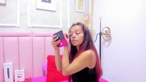 holly online show from 12-13-25, 08:47