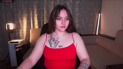 Karina online show from 06-18-26, 12:20