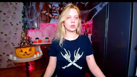 Snapshot of hope_happyyy chatting on 10-30-25, 08:05 hope happyyy online show from 10-30-25, 08:05