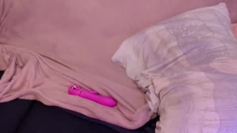 Roxy online show from 01-27-25, 04:33