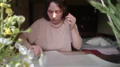 Roxy online show from 06-17-26, 04:08