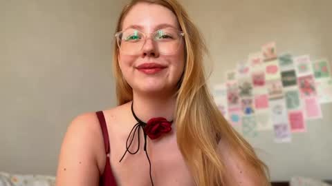Audrey online show from 06-08-26, 03:07
