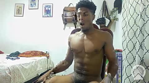 Snapshot of horneyguy2399 chatting on 12-22-24, 05:23 sugarbaby online show from 12-22-24, 05:23