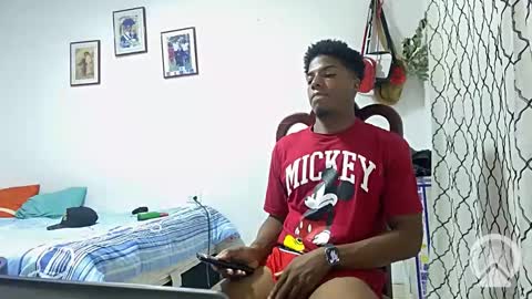 Snapshot of horneyguy2399 chatting on 01-05-25, 07:17 sugarbaby online show from 01-05-25, 07:17