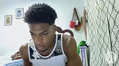 Snapshot of horneyguy2399 chatting on 01-08-25, 01:32 sugarbaby online show from 01-08-25, 01:32