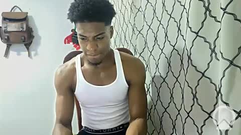 Snapshot of horneyguy2399 chatting on 01-14-25, 01:26 sugarbaby online show from 01-14-25, 01:26