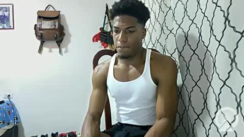 Snapshot of horneyguy2399 chatting on 01-15-25, 02:17 sugarbaby online show from 01-15-25, 02:17