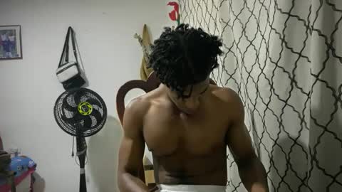 Snapshot of horneyguy2399 chatting on 09-22-25, 01:51 sugarbaby online show from 09-22-25, 01:51