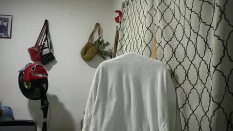 Snapshot of horneyguy2399 chatting on 09-28-25, 04:56 sugarbaby online show from 09-28-25, 04:56