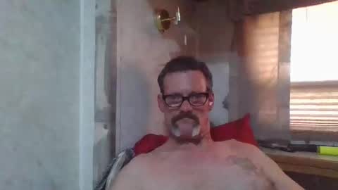 Snapshot of horneyjoe48 chatting on 05-30-26, 02:41 joey online show from 05-30-26, 02:41