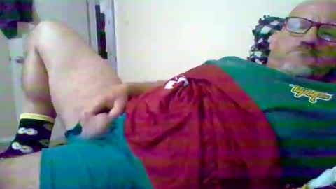 hensley online show from 09-14-25, 03:22