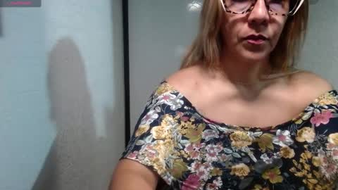 Snapshot of horny_and_daring chatting on 03-06-25, 11:14 horny and daring online show from 03-06-25, 11:14