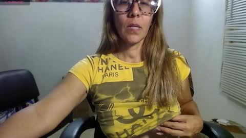 Snapshot of horny_and_daring chatting on 09-21-25, 12:12 horny and daring online show from 09-21-25, 12:12