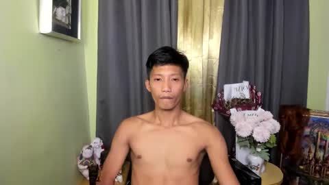 Snapshot of horny_asianmoreno chatting on 01-28-25, 05:54 ROGER online show from 01-28-25, 05:54