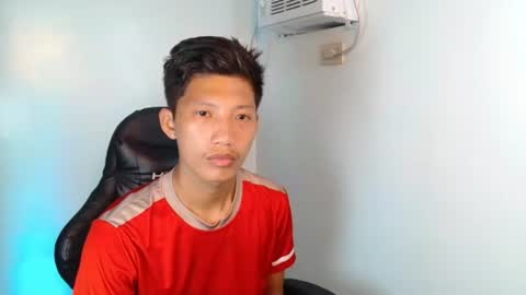 Snapshot of horny_asianmoreno chatting on 09-21-25, 04:19 ROGER online show from 09-21-25, 04:19