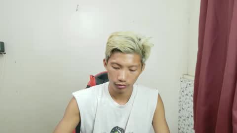 Snapshot of horny_asianmoreno chatting on 01-08-26, 04:20 ROGER online show from 01-08-26, 04:20