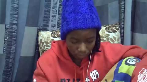 Leila online show from 04-30-26, 05:52