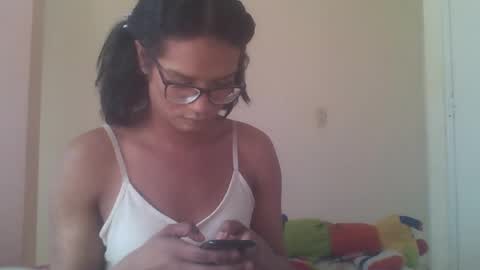 Snapshot of horny_brii chatting on 07-15-26, 06:02 horny_brii online show from 07-15-26, 06:02