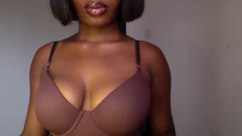 delilah online show from 05-06-26, 11:26