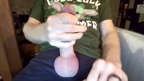 Snapshot of horny_hubby0077 chatting on 04-30-26, 03:13 Horny Hubby online show from 04-30-26, 03:13