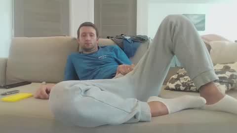 horny_jay86 online show from 09-18-25, 09:33