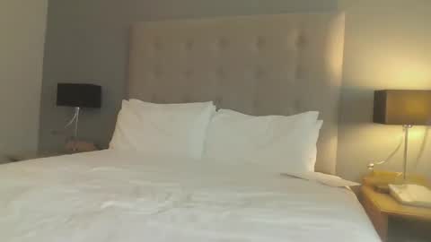 horny_jay86 online show from 10-05-25, 04:05