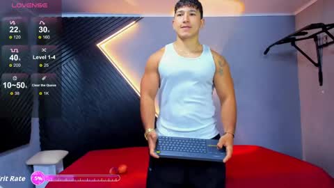 horny_nick18 online show from 06-01-26, 12:51
