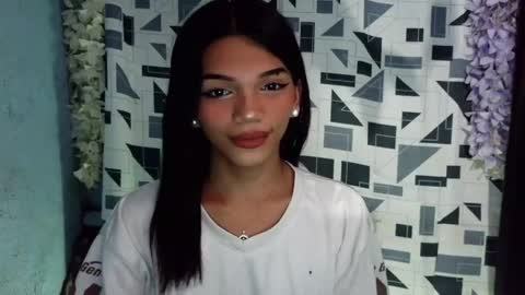 Snapshot of horny_rhiana chatting on 04-21-26, 07:06 Rhiana online show from 04-21-26, 07:06